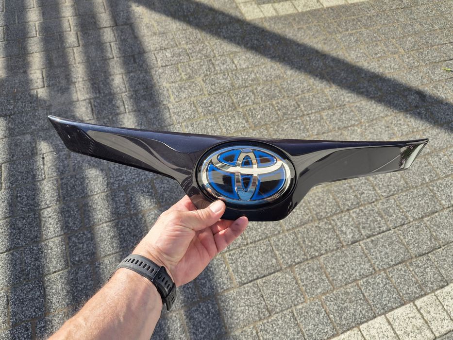 Toyota corolla e21 hb kombi atrapa grill
