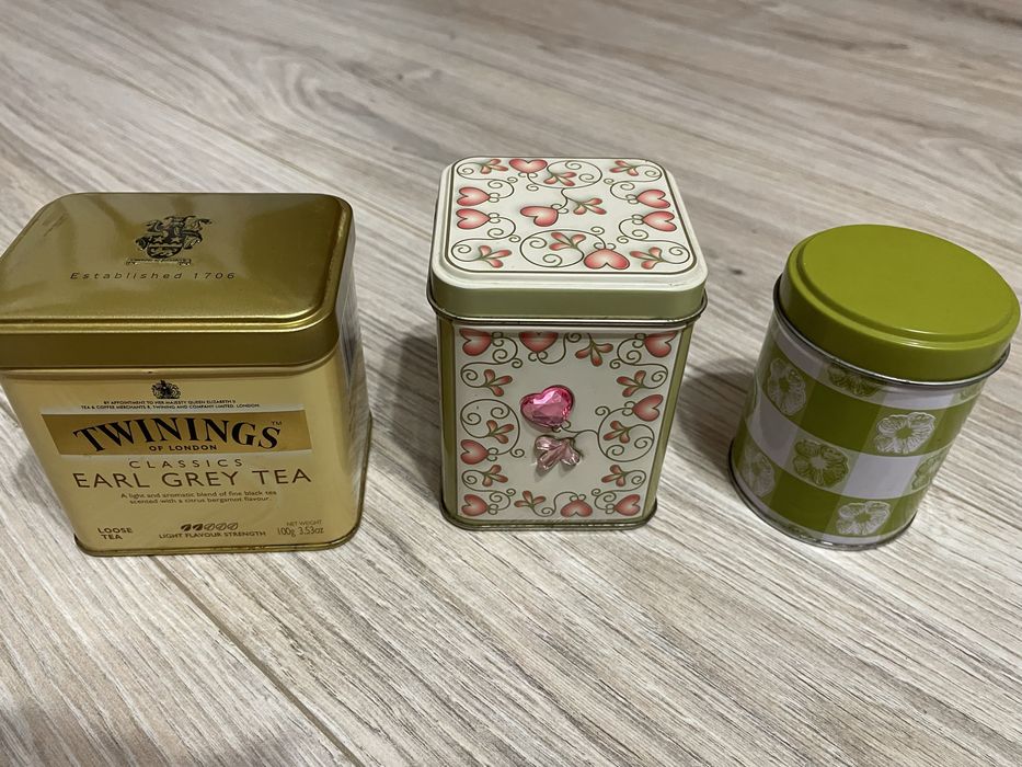 Blaszane pudełeczka