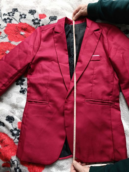 Чоловічий класичний костюм