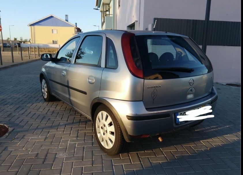 Opel Corsa — fotografia 4