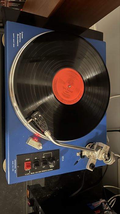 Gira discos LAD GAJ -828