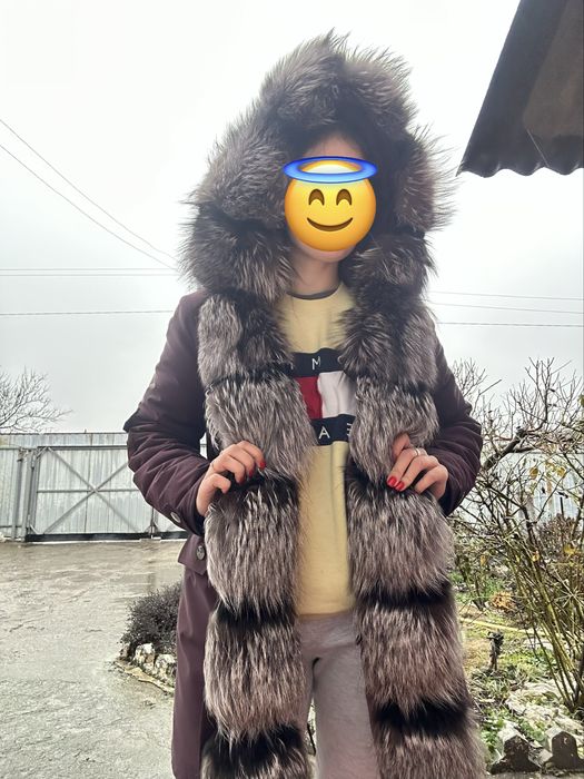 Парка з хутром чьорнобурки