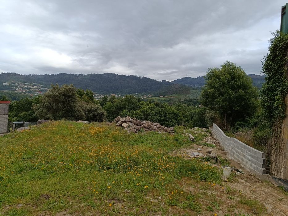 Terreno 1900 MTS em Nogueira,Ponte da Barca