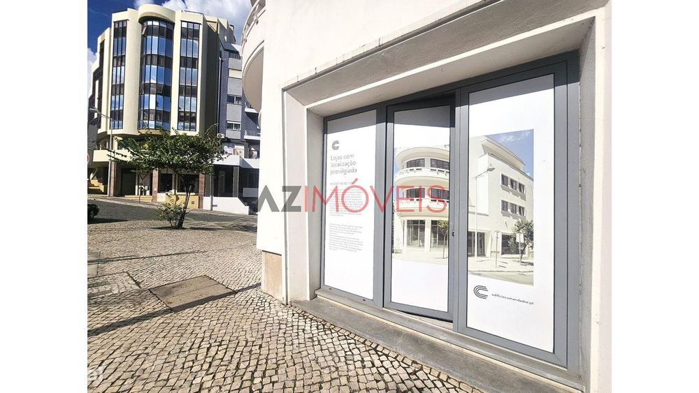 Espaço Comercial Em Leiria