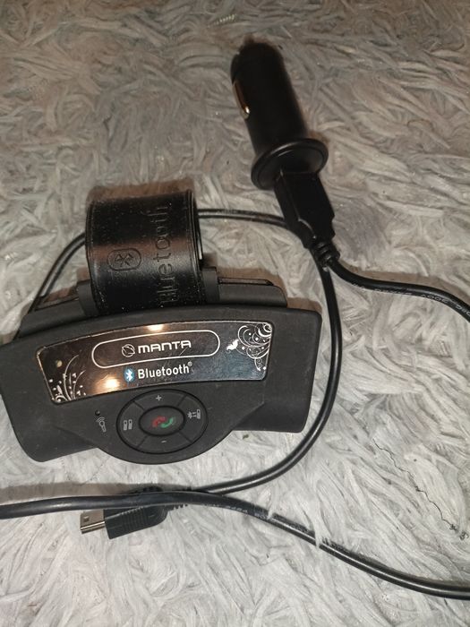 Manta zestaw głośnomówiący do auta