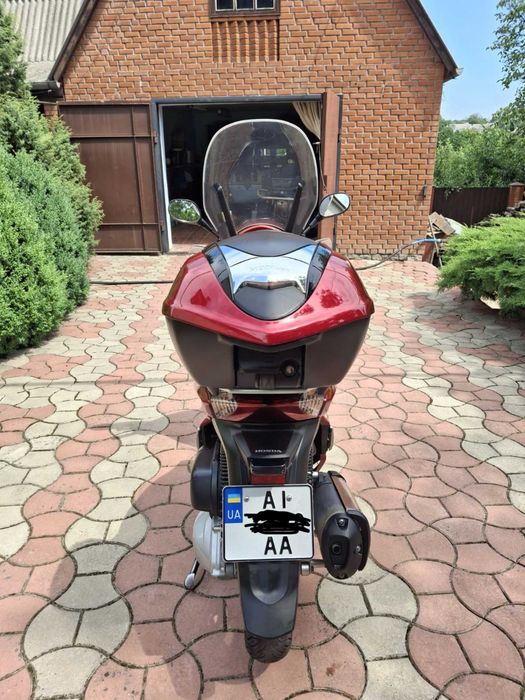 Продам Honda sh 300 2016