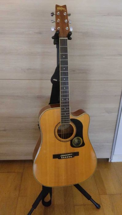 Washburn D10SCE (Tampo Maciço) -  Como Nova (Guardada desde 2011)