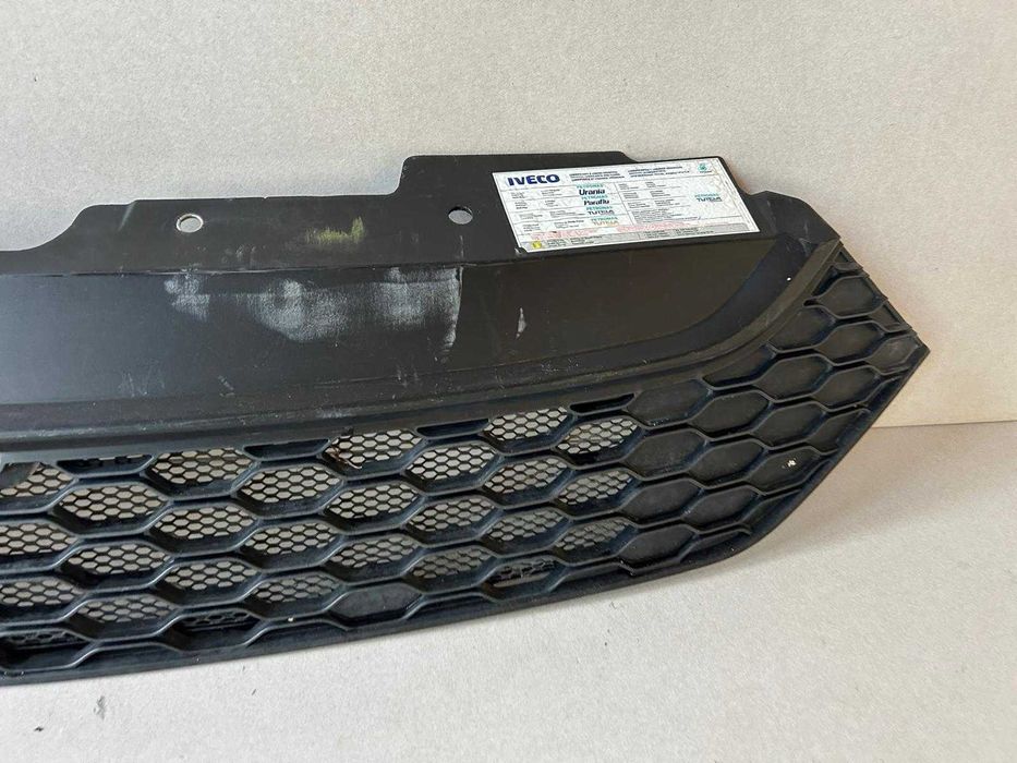 Gril Atrapa Iveco 14-