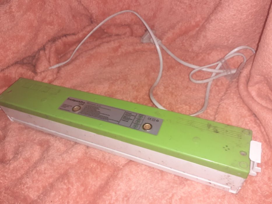 Вакууматор автоматичний вакуумний пакувальник Freshpack Pro G-88