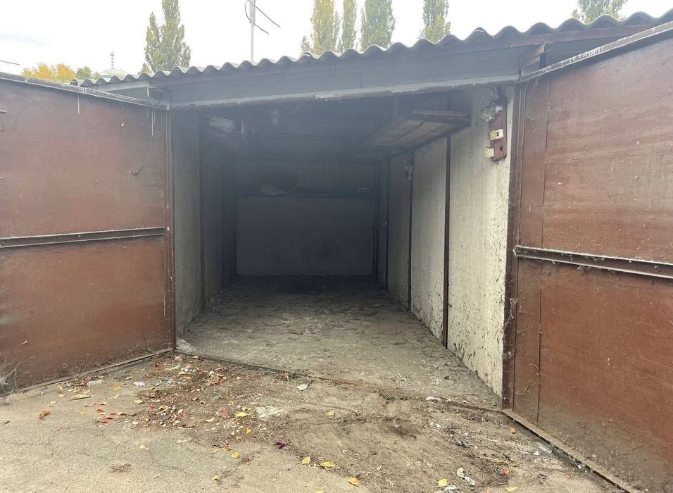 продам гараж в центрі Києва, Жилянська 99, жк Манхеттен