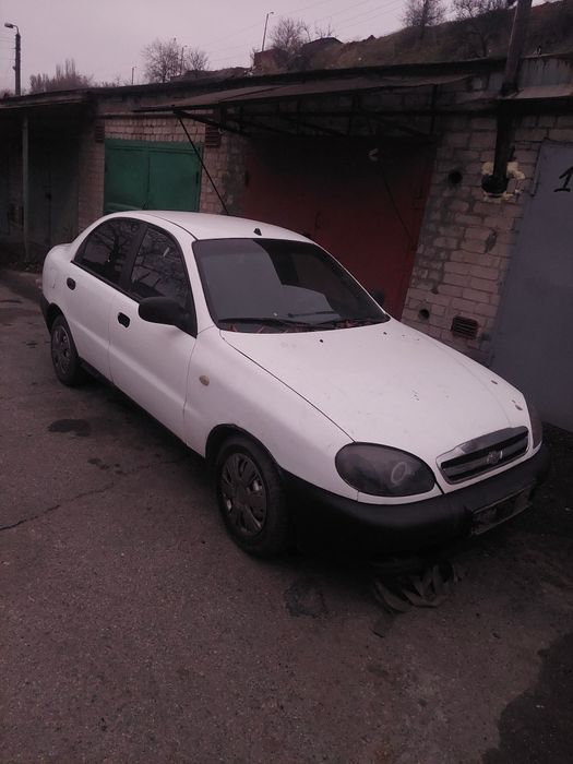 Продам ланоса по запчастям