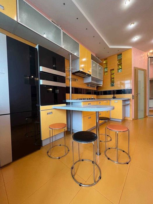 Здається квартира на вул. Петлюри (район Кульпарківської)