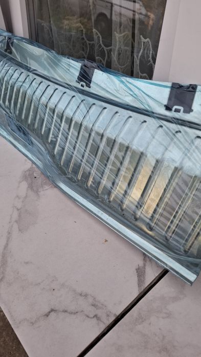 Задня планка багажника ліства, Opel Astra H