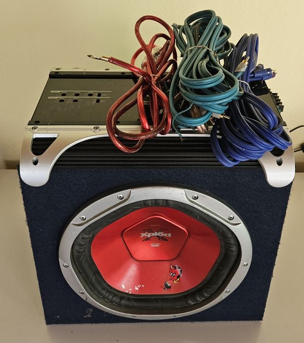 Vendo subwoofer sony e amplificador JBL 75.4