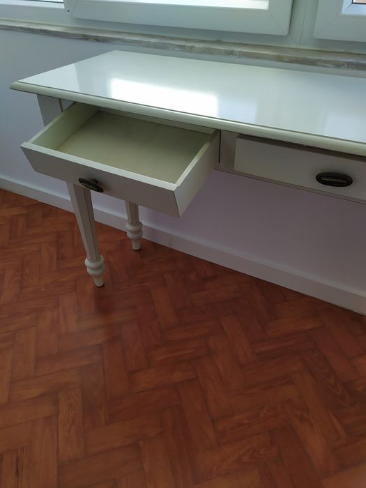 Mesa/aparador para sala,quarto, escritório