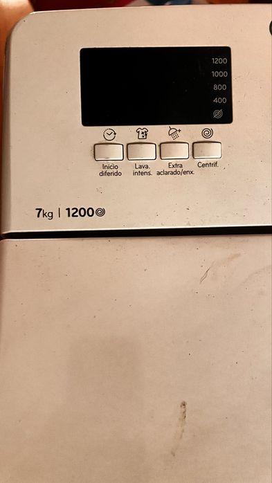 Maquina de lavar roupa smi- nova marca indesit