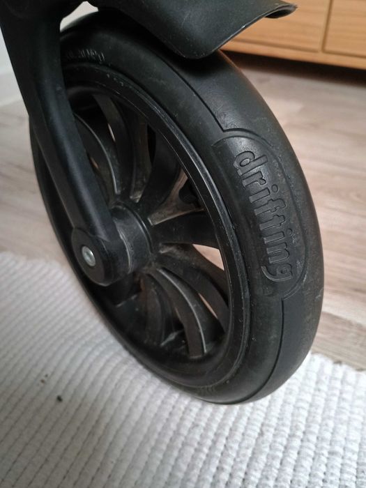 Cały komplet -Wózek dzieciecy 3w1 Anex Cross