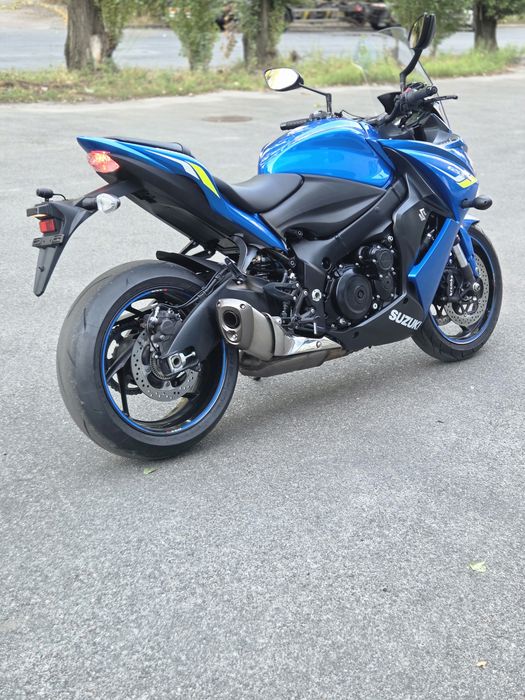 Мотоцикл SUZUKI  GSX-S1000F з Японії