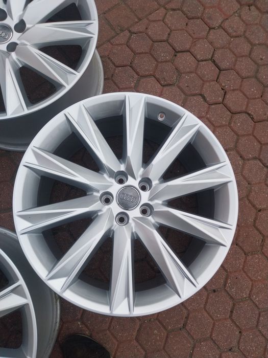 Oryginalne Felgi Aluminiowe Audi R20 5x112 9J ET 38