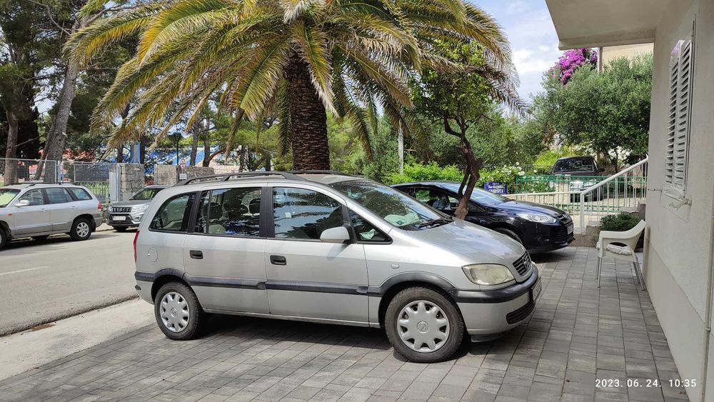 Opel Zafira 1,8 benzin