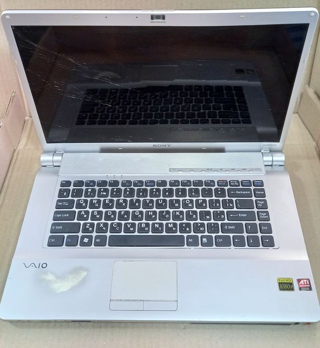 Ноутбук Sony Valo "model VGN-FW490"