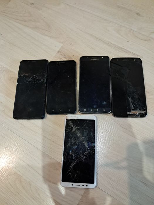 Złom komórkowy telefony