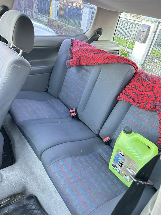 Sprzedam Polo Oszczędny samochód