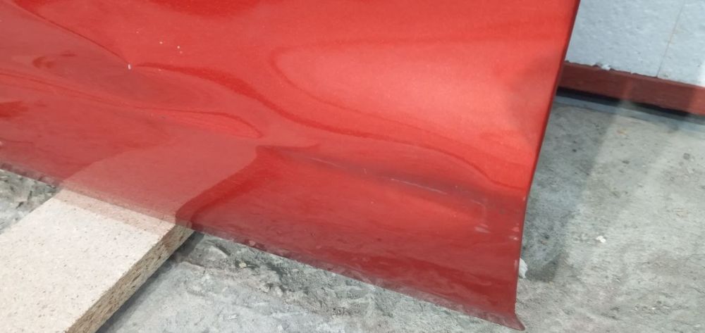 Двер ліва Ford fiesta седан. Америка.