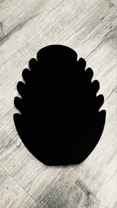 Gray Velvet Jewelry Busts