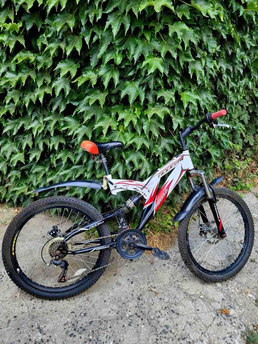 Велосипед гірський,d 24,привезен з за кордону .