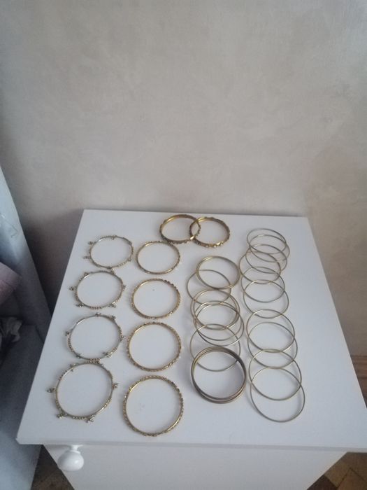 Жіноча  біжутерія, браслети