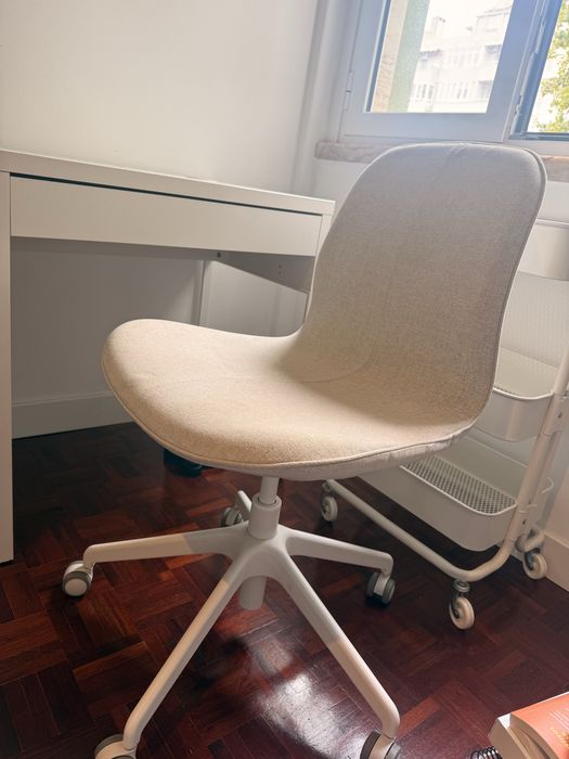 Vendo moveis para quarto ou escritorio