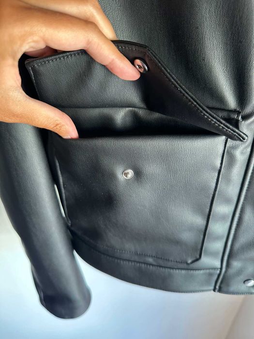 casaco cabedal Zara M blusao biker efeito pele mulher preto