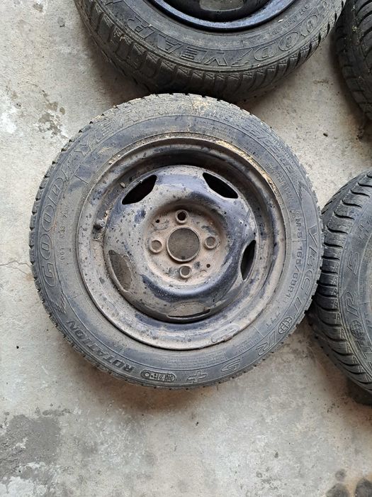 Opony z felgami 165/65/R13 vw LUPO
