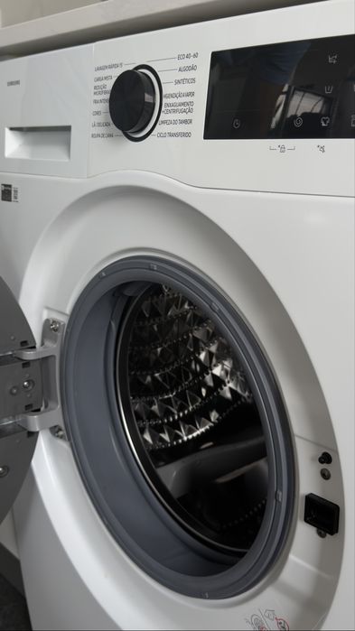 Máquina de Lavar Roupa Samsung EcoBubble – ainda na Garantia!!!