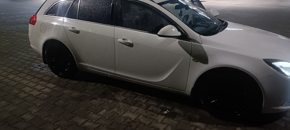 Sprzedam opelka zadbany skóra !