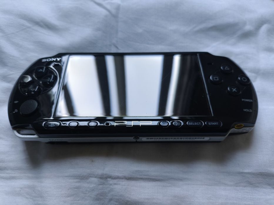 PlayStation Portable 3000 (PSP)