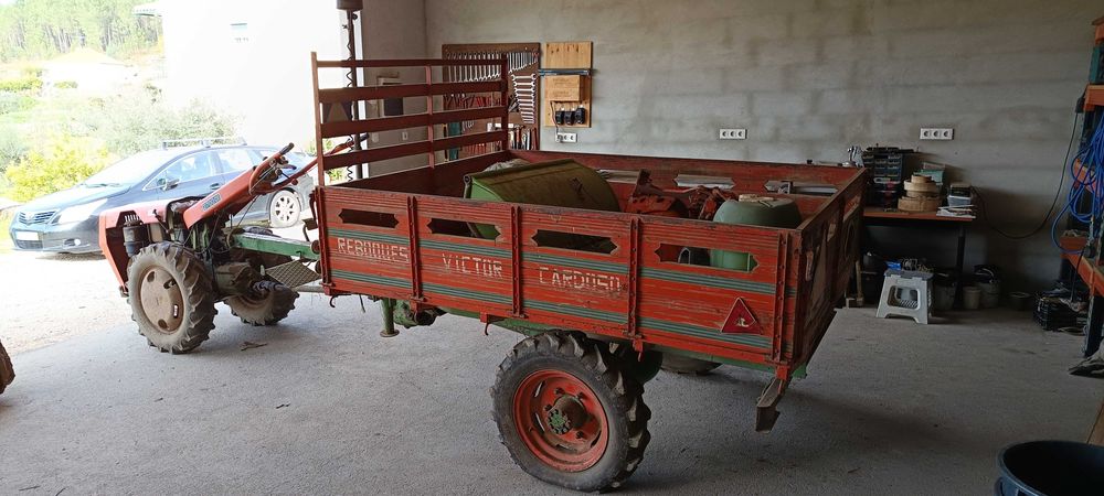 Trator Agria 18cv, reboque e alfaias