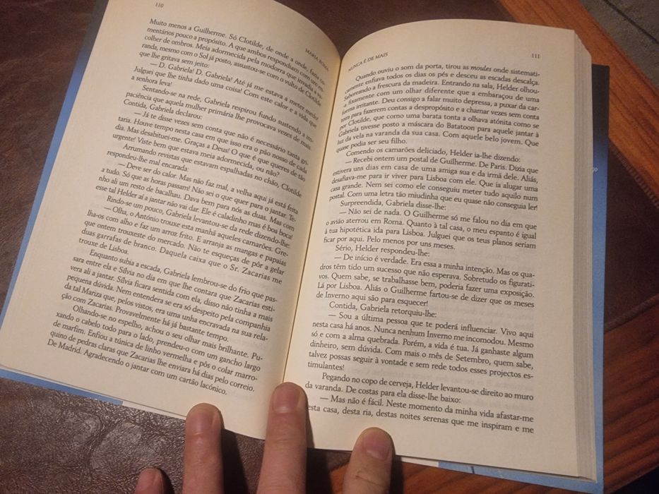 Livro "Nunca é de mais", Maria Roma