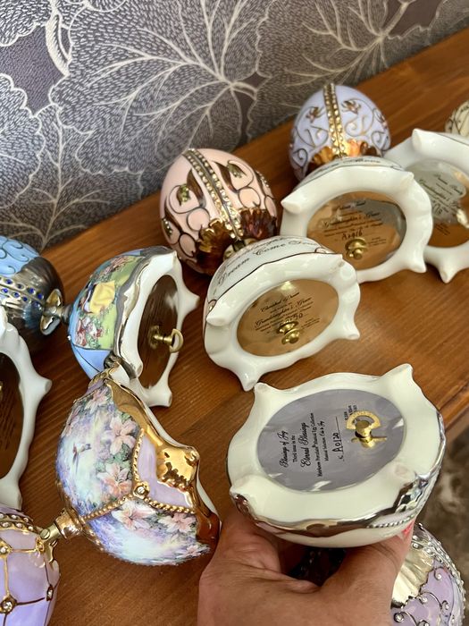 Музыкальная шкатулка . Музыкальная статуэтка.