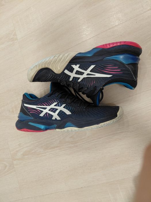 Кросівки волейбольні Asics