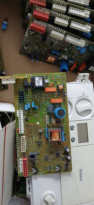 запчастини котла бош  будерус нефіт  viessmann турбіна  плата  вайлант