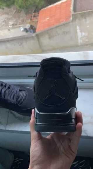 Jordan 4 Retro Black Cat r.42