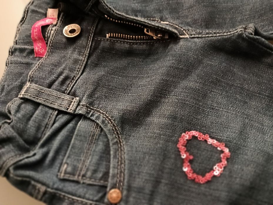 Calças 	Gente Miúda	Como Novas!	Pouco uso!	Tamanho /idade			24M*