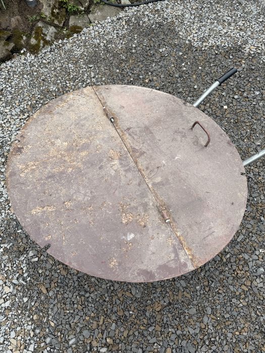 Pokrywa studni metalowa fi 114
