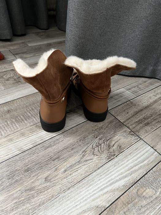 Шкіряні ботінки