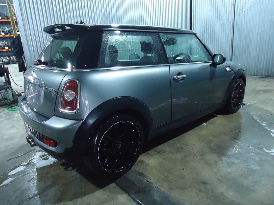 Mini 1.6 I CooperS 170cv (N14B16AB) de 2009 só ás peças