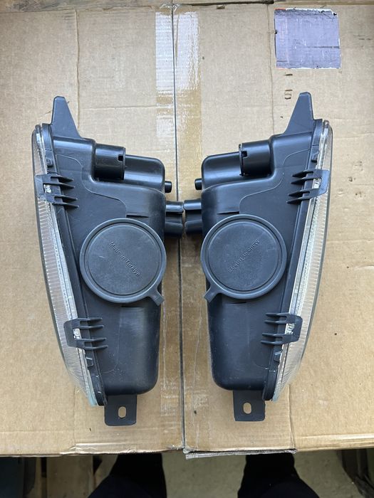 Nowy Halogen Mercedes Actros Mp 2 Mp 3 Lewy Prawy