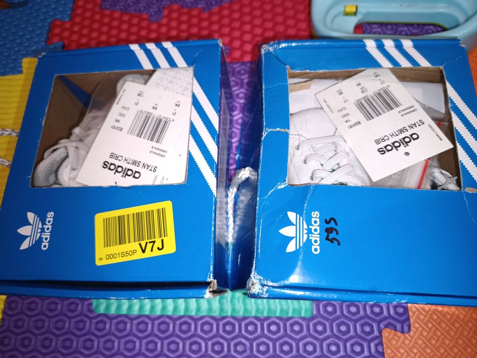 Пінеточки ADIDAS розмір 17-21