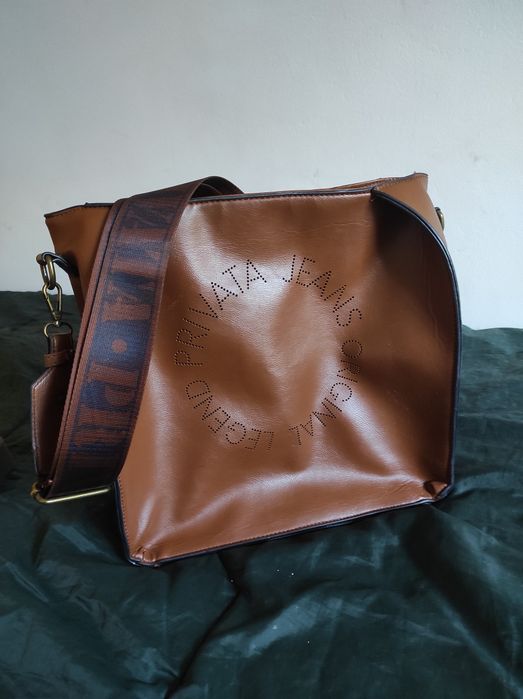 Bolsa nova para senhora